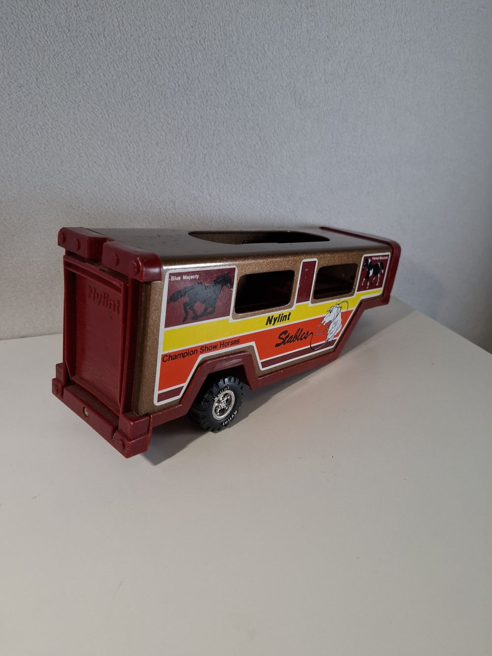 Nylint Vintage 90s Metal Red Kids Stable Trailer Toy - Picture 4 of 12